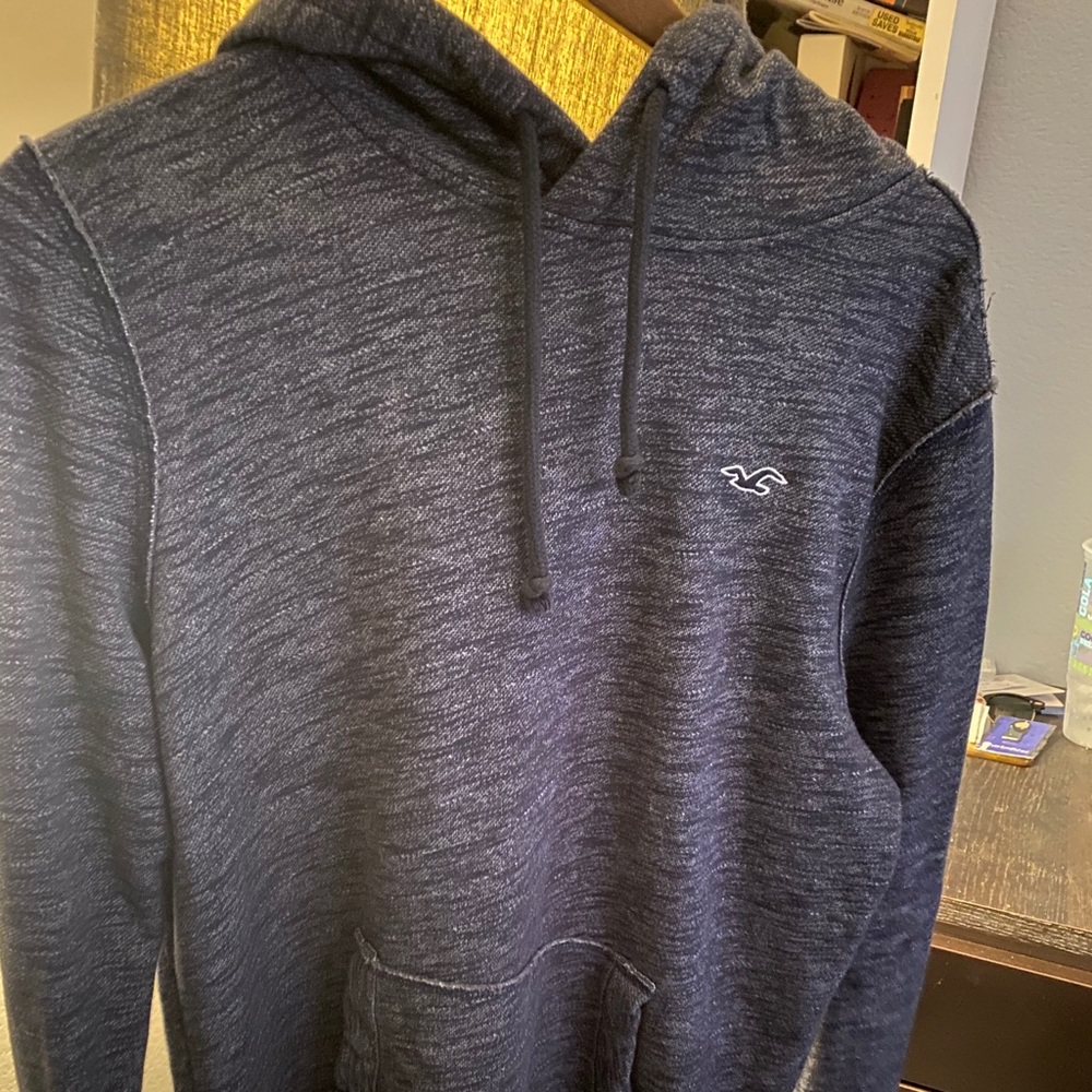 Hollister sweater